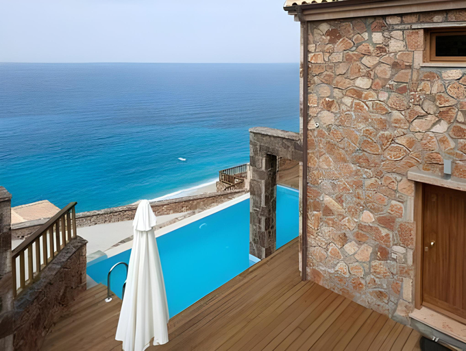 Others 2, Beyond Villas, Ionian Islands