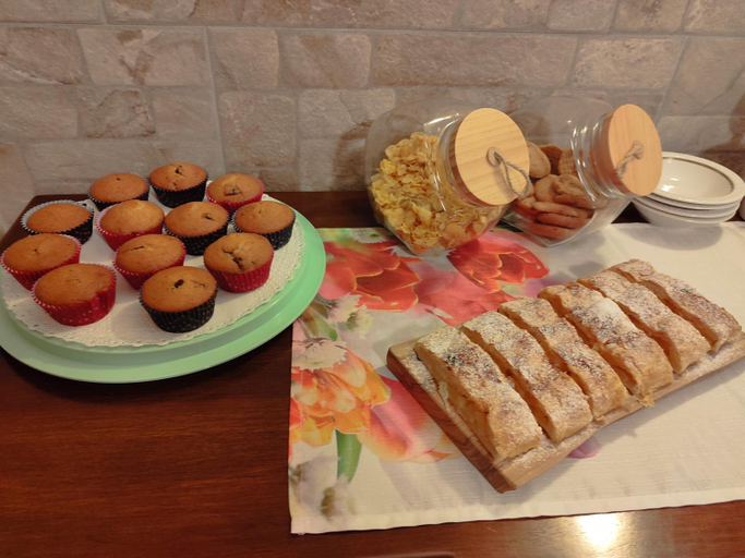 Food & Drinks, Bed & Breakfast Chiara, Trento