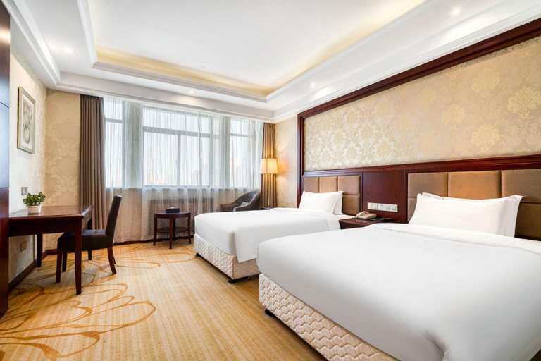 Bedroom 3, XiangYue Hotel, Jiaxing