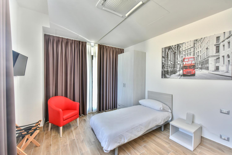 Others 2, Happy Residence Milano Cesano Maderno, Monza and Brianza