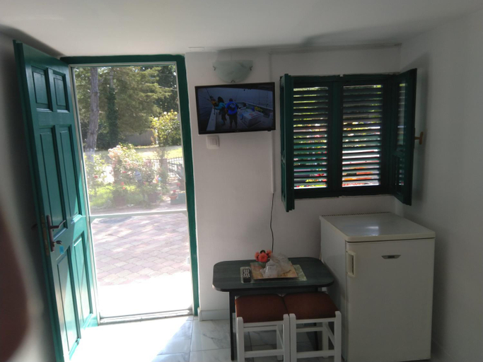 Others 3, Ina Holiday, Mangalia