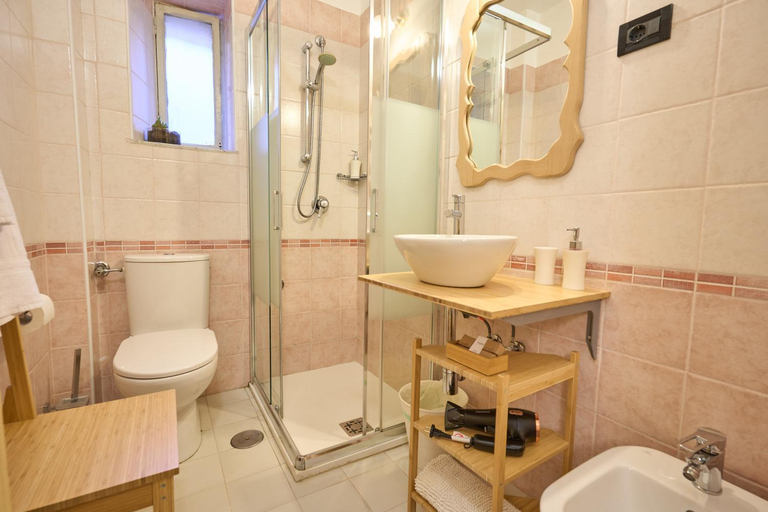 Bathroom 3, Hotel Ascot, Roma