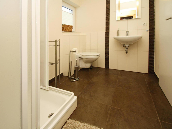Bathroom 3, Ferienhaus An de Linn, Nakenstorf, Nordwestmecklenburg