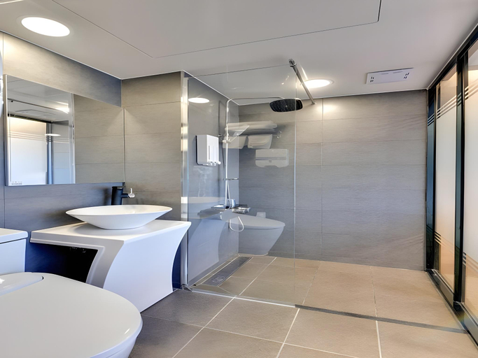 Bathroom 3, fullmoonhotel, Jung