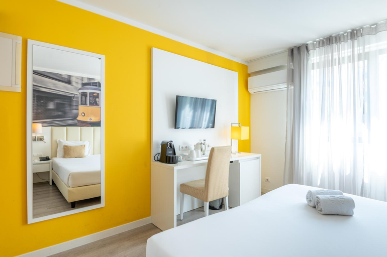 Bedroom 3, Masa Hotel Almirante, Lisbon