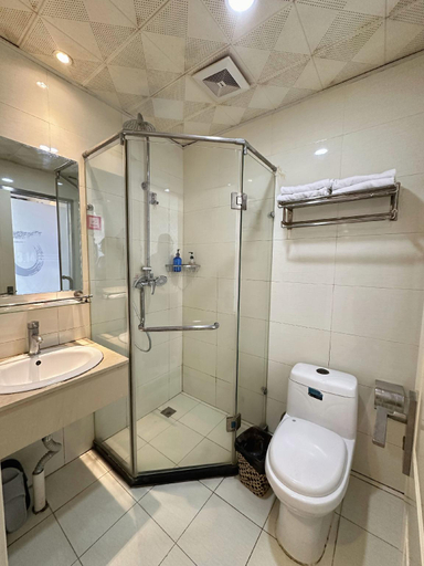 Bathroom 2, PAI Hotels Beijing Tongzhou Majuqiao, Beijing