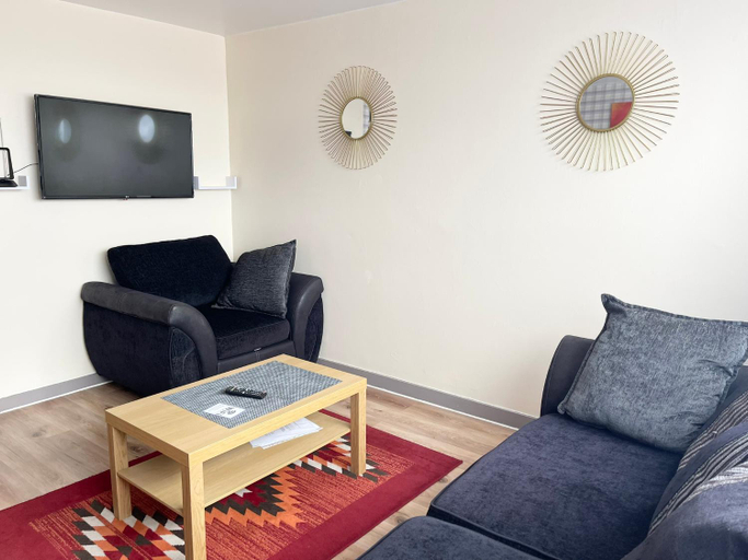 Others 4, Penn Gardens Flats 1 - 2 , Rooms 3 - 4, London