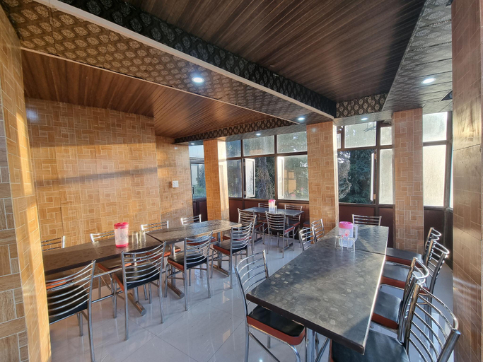 Food & Drinks 3, SmartHill Kalatop-Nature`s Heaven, Chamba