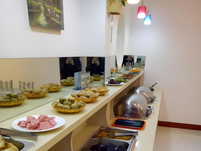 Food & Drinks 5, GreenTree Inn Heze Mudan Road Bus Terminal Station Express Hotel, Heze