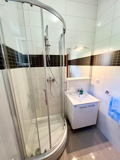 Bathroom 2, Paradise Apartments - Robinson getaway, Jelsa