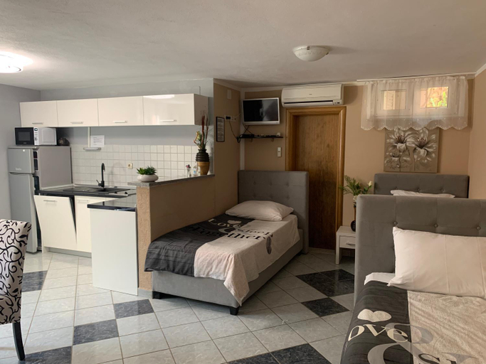 Bedroom 3, Apartments Albatross, Novalja