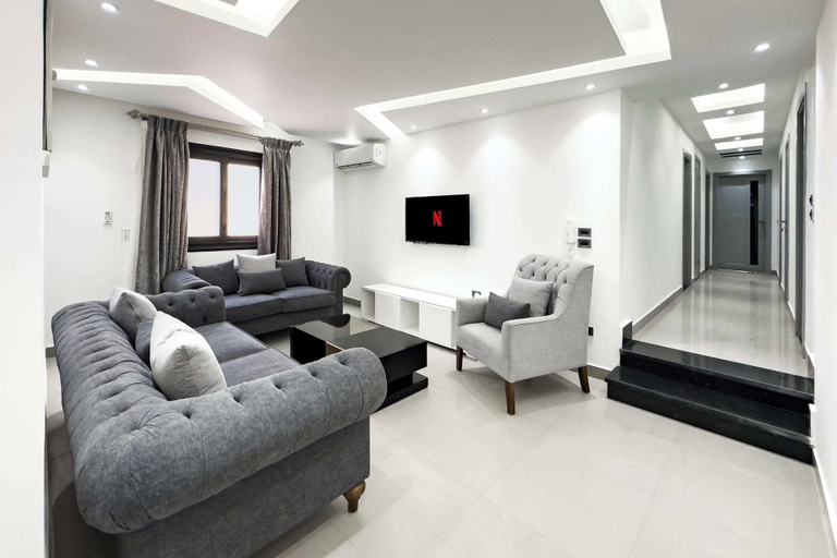 Living area 5, Xuru Stays I The Bold & Bright 3bdr Apt. 15 Min To Airport, Nasr City 1