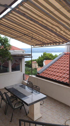 Others 3, Beach apartments Nemira, Omiš