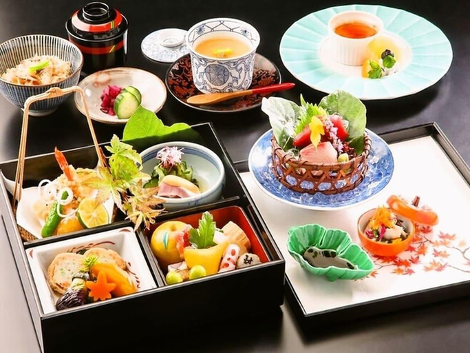 Food & Drinks, Ota Now Resort Hotel, Ōta