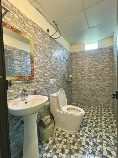 Bathroom 3, Stone Paradise Homestay, Sa Pa