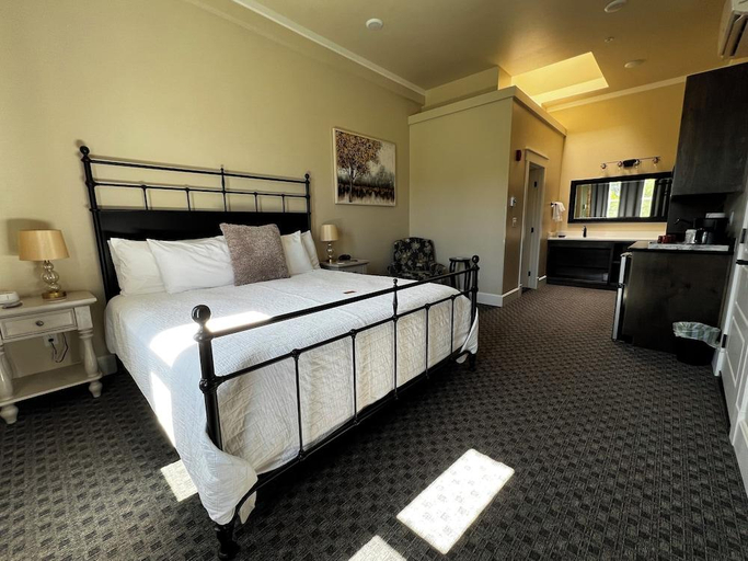 Bedroom 2, Park Hotel, Yavapai