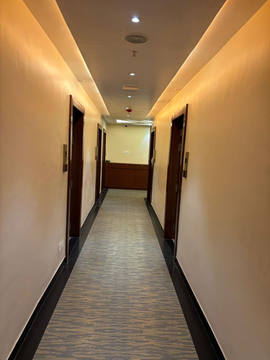 Others 5, Hotel Mantavya, Varanasi