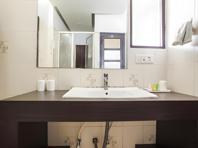 Bathroom 3, Hotel MGM 1, Chamba
