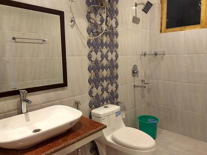 Bathroom 3, Shaolin Ladakh, Leh