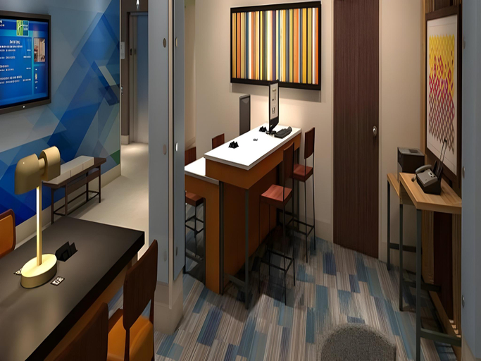 Public Area 3, Holiday Inn Express & Suites HAMMOND by IHG, Lake