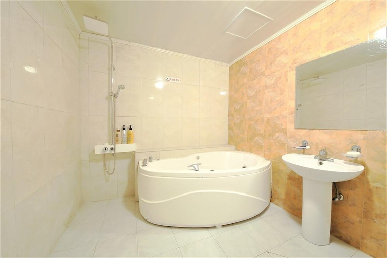 Bathroom, Busan Sasang J, Sasang