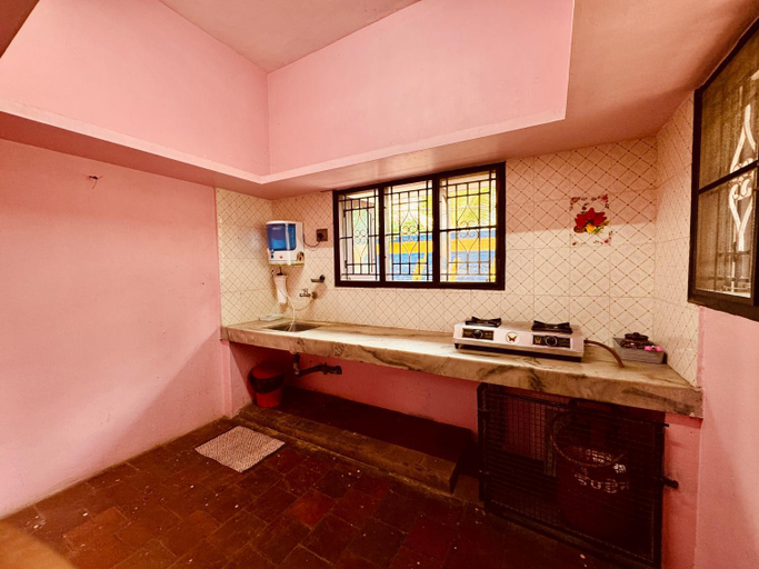 Bathroom 3, Phoenix Holiday Home, Kanniyakumari