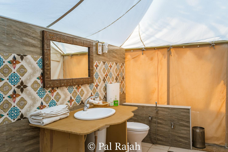 Bathroom 2, Pal Rajah Resort, Jaisalmer