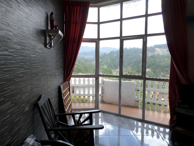 Others 3, Victorian Bungalow, Haputale