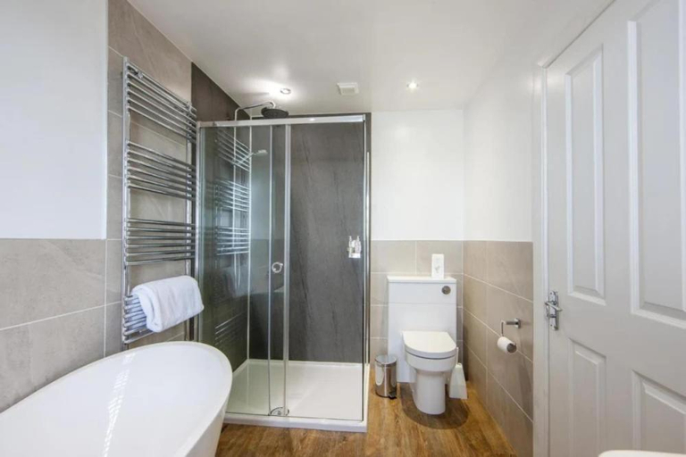 Bathroom 3, Ronebhal Guest House, Argyll and Bute