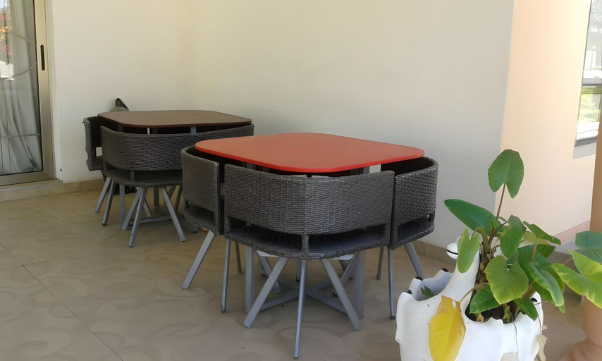 Others 5, Okavango Roadside Guesthouse, Ngamiland East