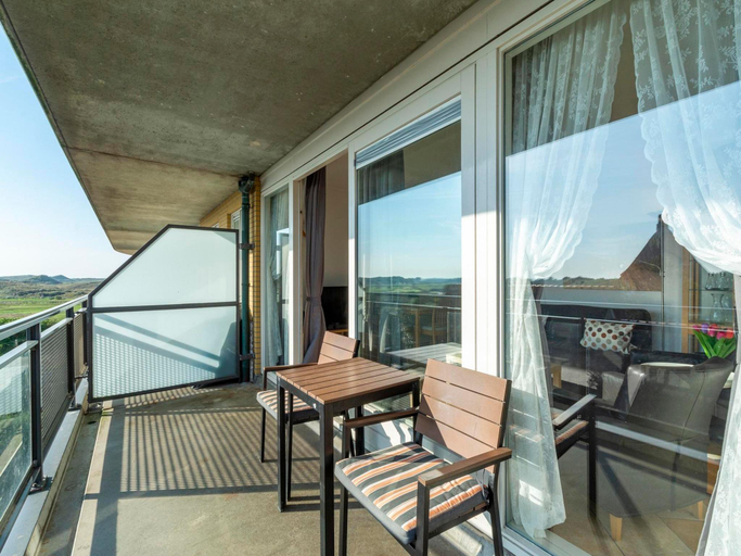 Others 4, Apartment by the Coast with Dune Views, Zijpe