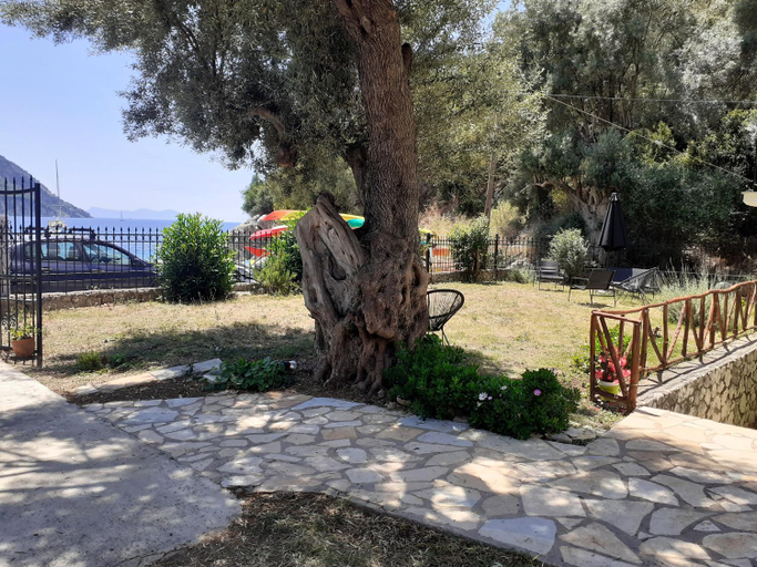 Others 3, Sea Pebble Studios, Ionian Islands