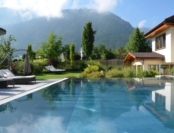 Sport & Beauty 2, Verwohnhotel Kristall, Schwaz