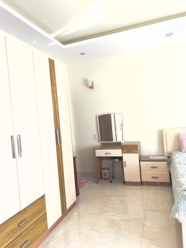 Others 5, Tonys House, Huế