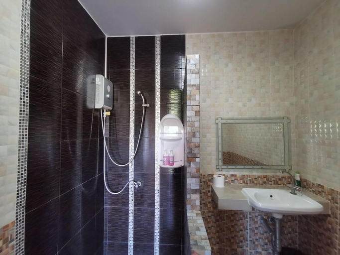 Bathroom 3, Two Fifty Nine Resort, Si Racha