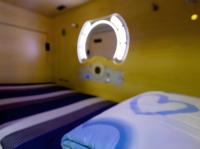 Bedroom 3, STARWAY CAPSULES, Hong Kong Island