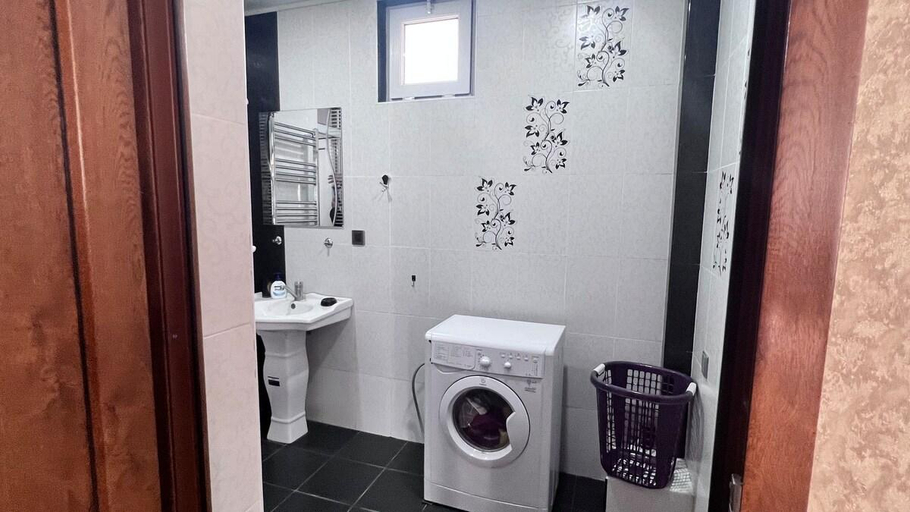 Bathroom 3, Gabala Mountain View Villa, Qəbələ