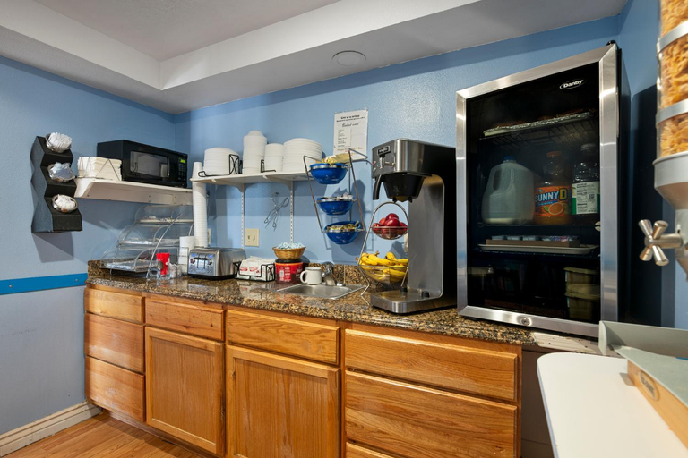 Others 4, Budget Motel - Delta, Utah, Millard