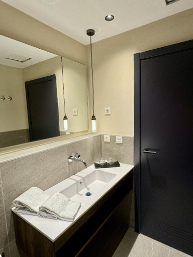 Bathroom 4, Coral Cotillo Reef, Las Palmas