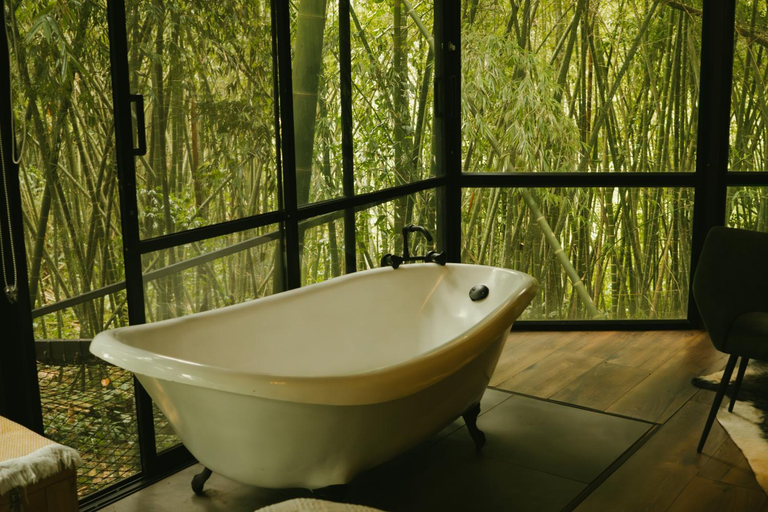 Bathroom 4, Amanatu Ecolodge & Spa, Filandia