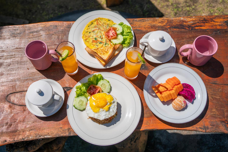 Food and beverages 2, Tegal Bamboo Cottages & Private Hot Spring, Bangli