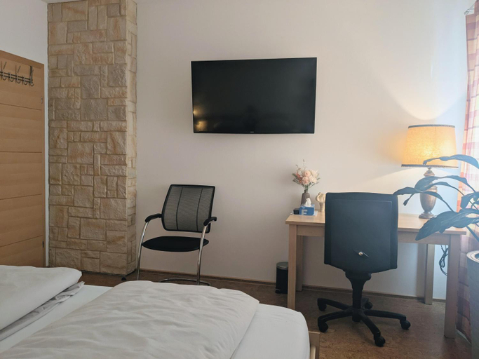 Others 3, Stop & Sleep - Private Rooms, Melk