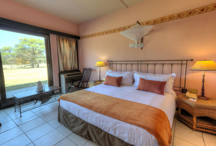 Bedroom 3, Hwange Safari Lodge, Hwange