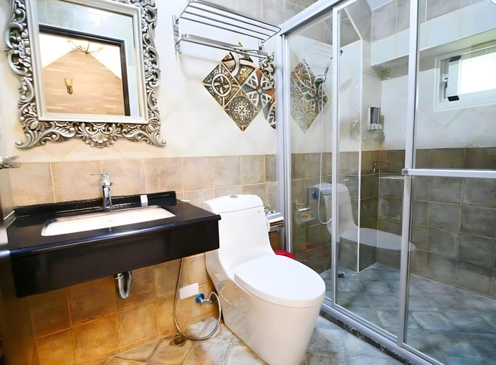 Bathroom 4, Mushroom Forest Guesthouse Camping Site, Nantou