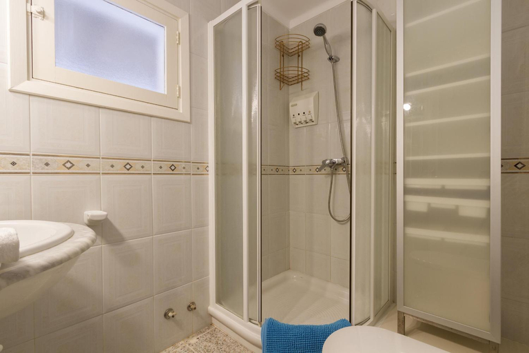 Bathroom 5, Villa Gran Voramar, Baleares