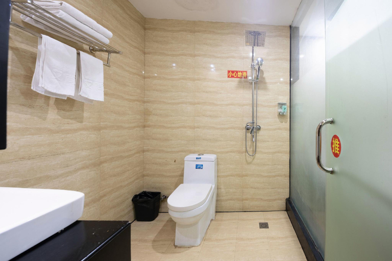 Bathroom 3, Quzhou Aishang Hotel (IFC Center Shuitingmen), Quzhou