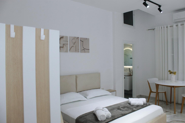 Bedroom 2, Guest house Adi, Beratit