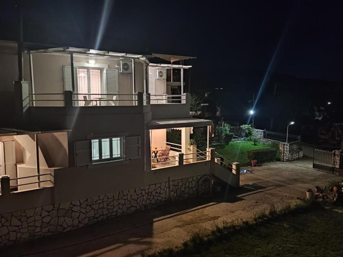 2, Villa Marina Tsoukalades, Ionian Islands