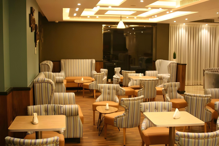 Food & Drinks 5, The Secure Inn Hotel Muscat, Seeb