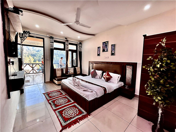 Bedroom 3, Hotel Sahara Inn, Chamba
